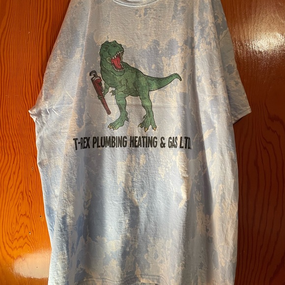 🦖T-Rex Plumbing Heating & Gas Ltd. Acid Wash Blue T-Shirt US XL Brand New🦖 - Picture 3 of 7